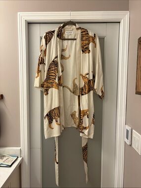Emerson Fry Cream Tiger Print Kimono Robe